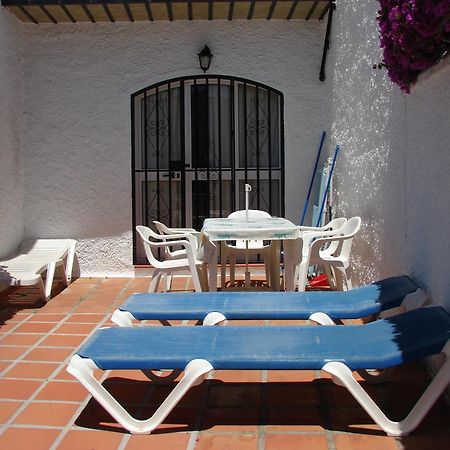 Appartamento Pinos 11 Menyber Nerja Esterno foto