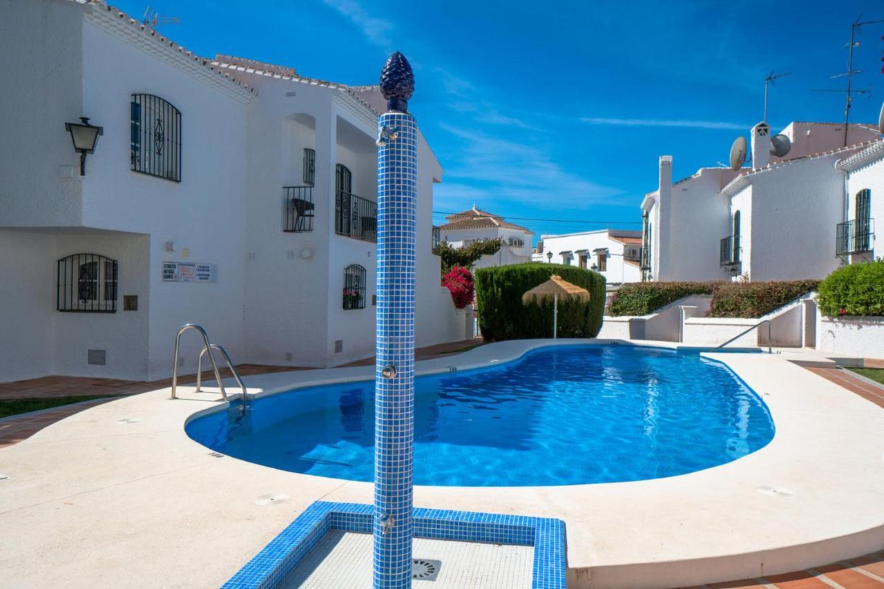Appartamento Pinos 11 Menyber Nerja Esterno foto