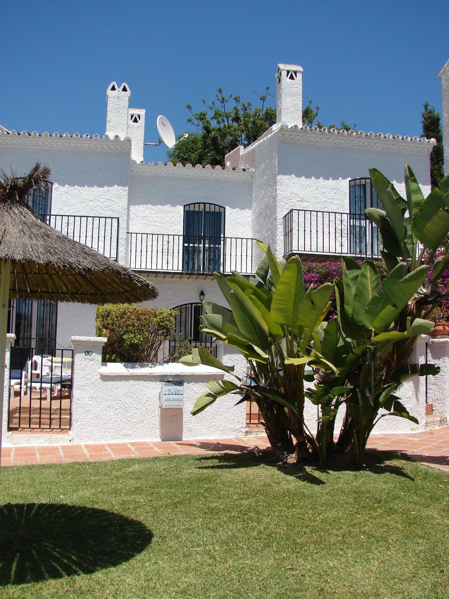 Appartamento Pinos 11 Menyber Nerja Esterno foto